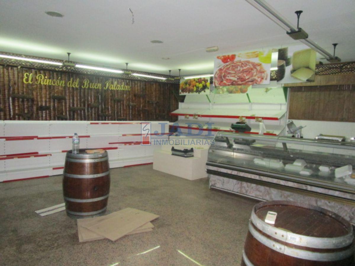 venta de local en Valdepeñas, VIRGEN DE LA CABEZA