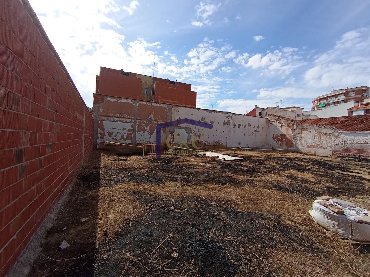 venta de terreno en Manzanares, Mercado municipal