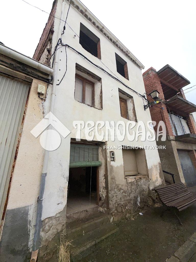 Casa en venta en La Frontera - La Frontera, 39.900 €, 204 m2, ref. 666084 en La Frontera