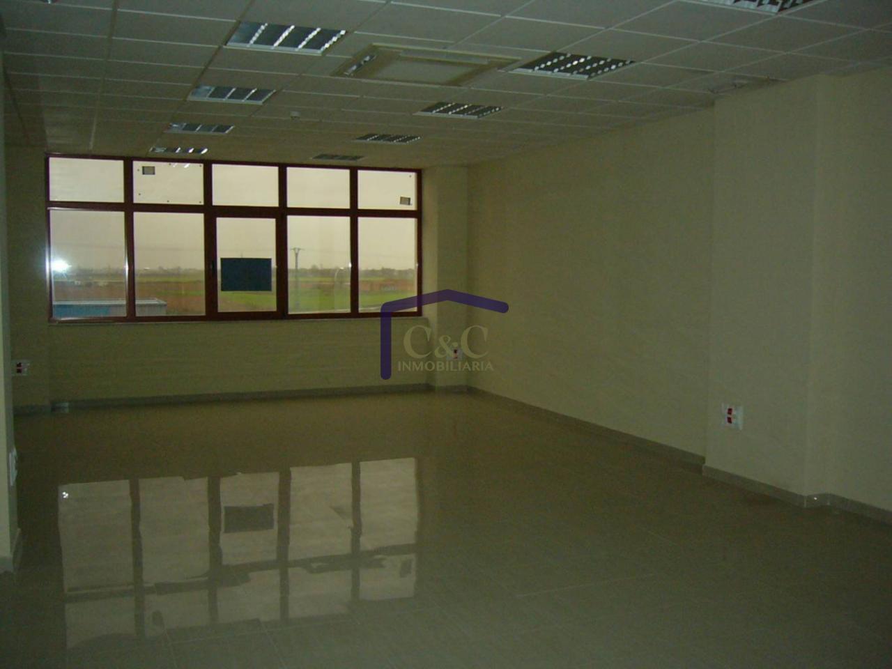 venta de local en Manzanares, Polígono industrial