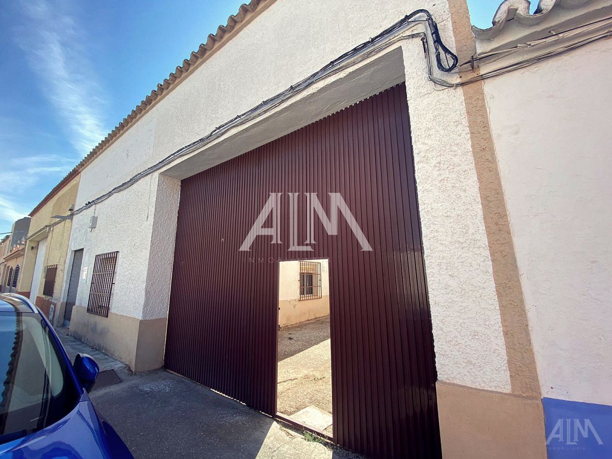 Venta Solar Paseo del RÃ­o, Manzanares