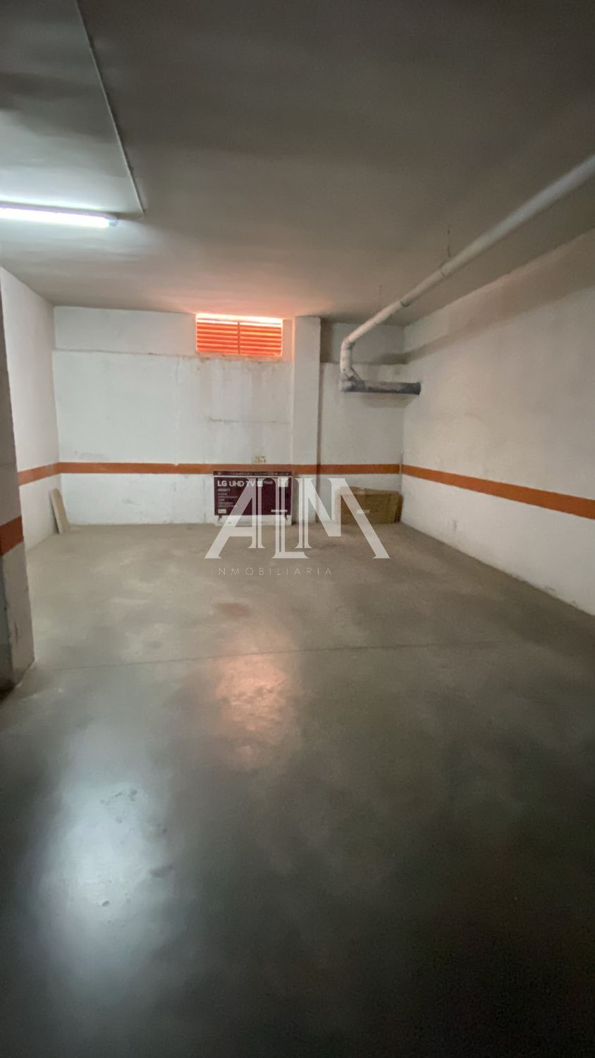 Se vende solar en zona residencial