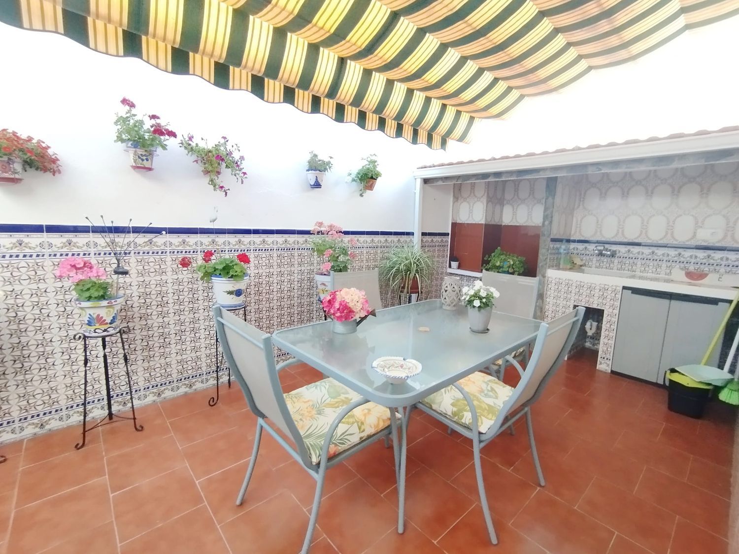 Casa/Chalet adosado En Venta Calle Alcalde Ramón González Martínez, Tomelloso