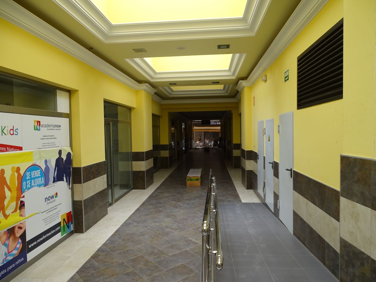 Venta Local Comercial Empedrada, Manzanares