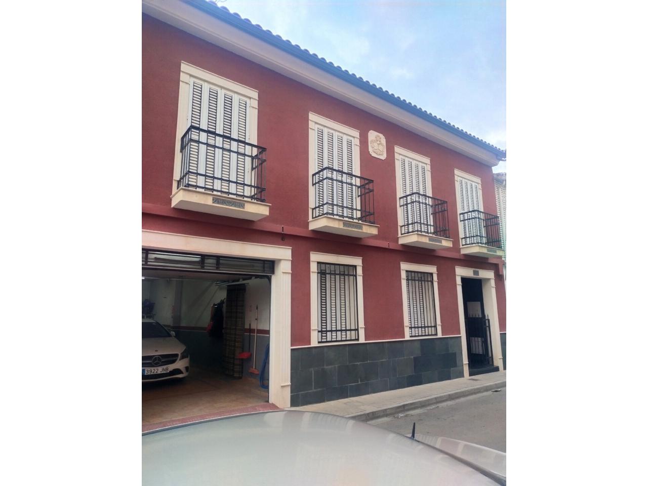 Casa en venta en Herencia