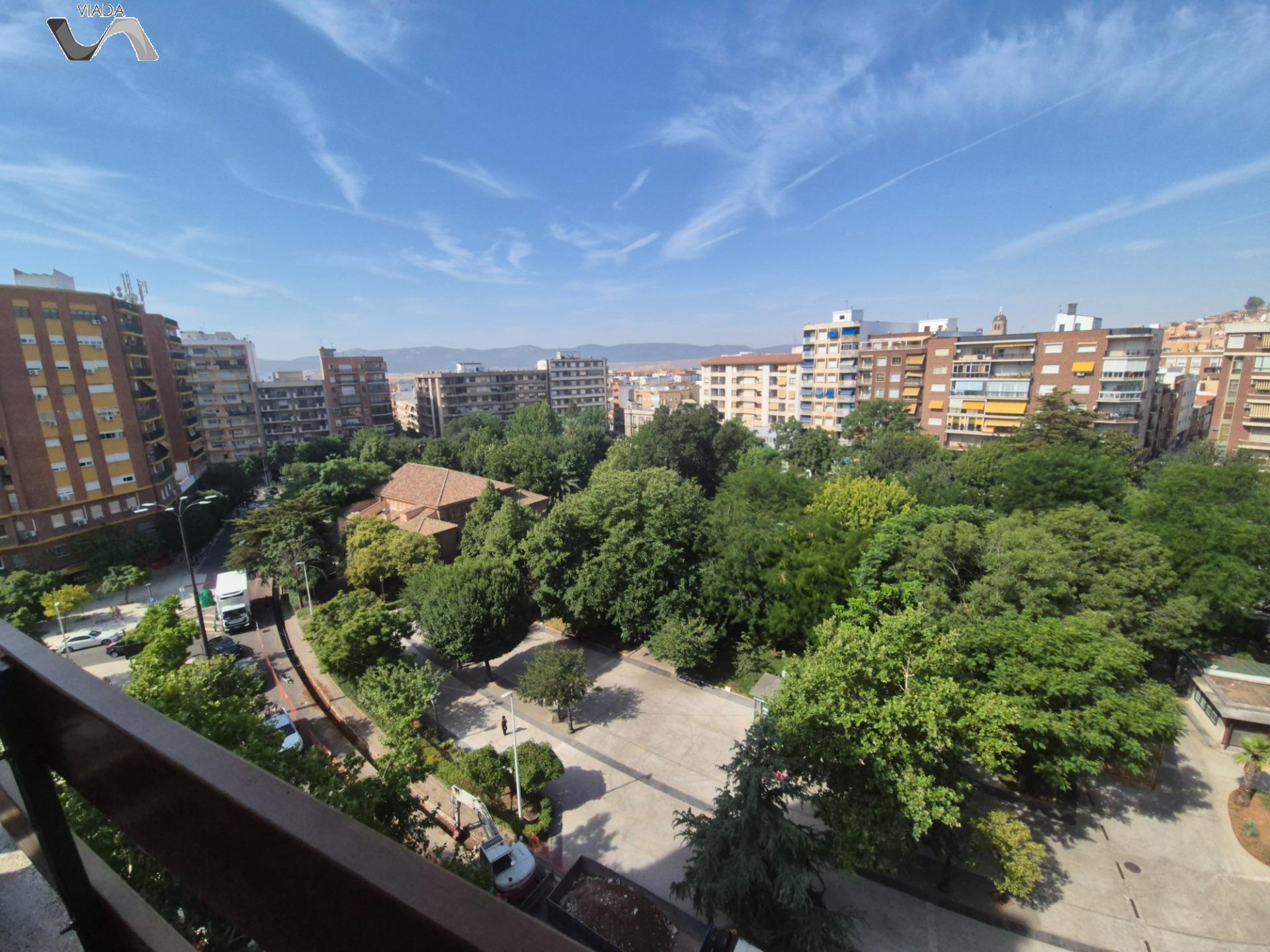 Piso en Paseo San Gregorio