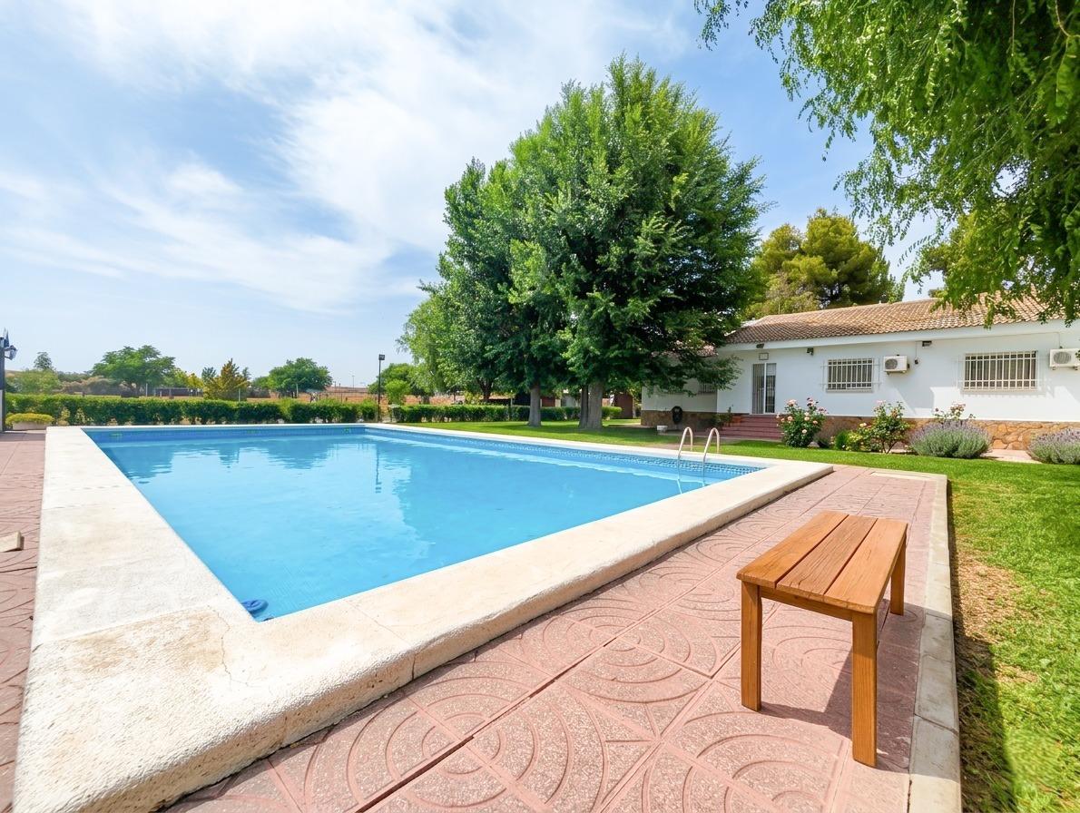 Casa Chalet en Argamasilla de Calatrava