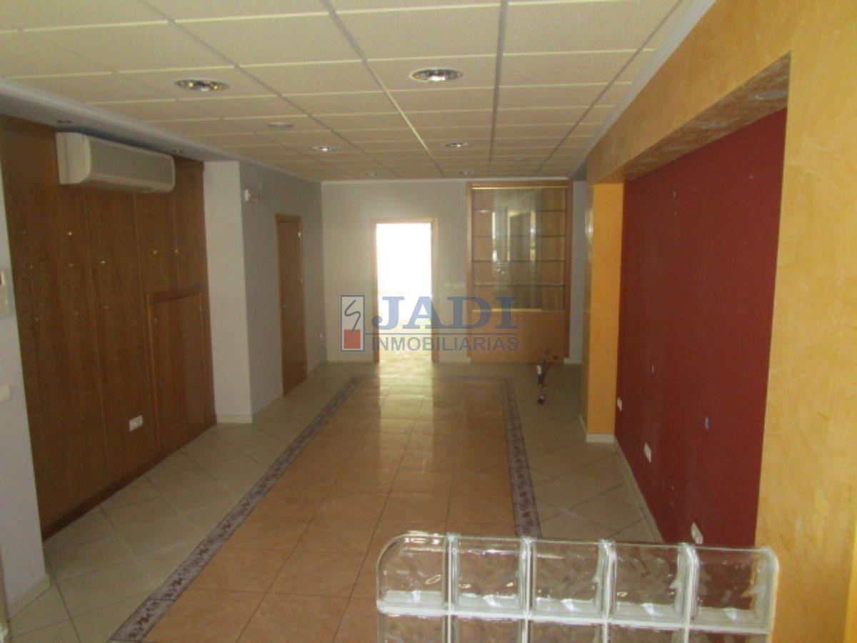 alquiler de local en Valdepeñas, CENTRO