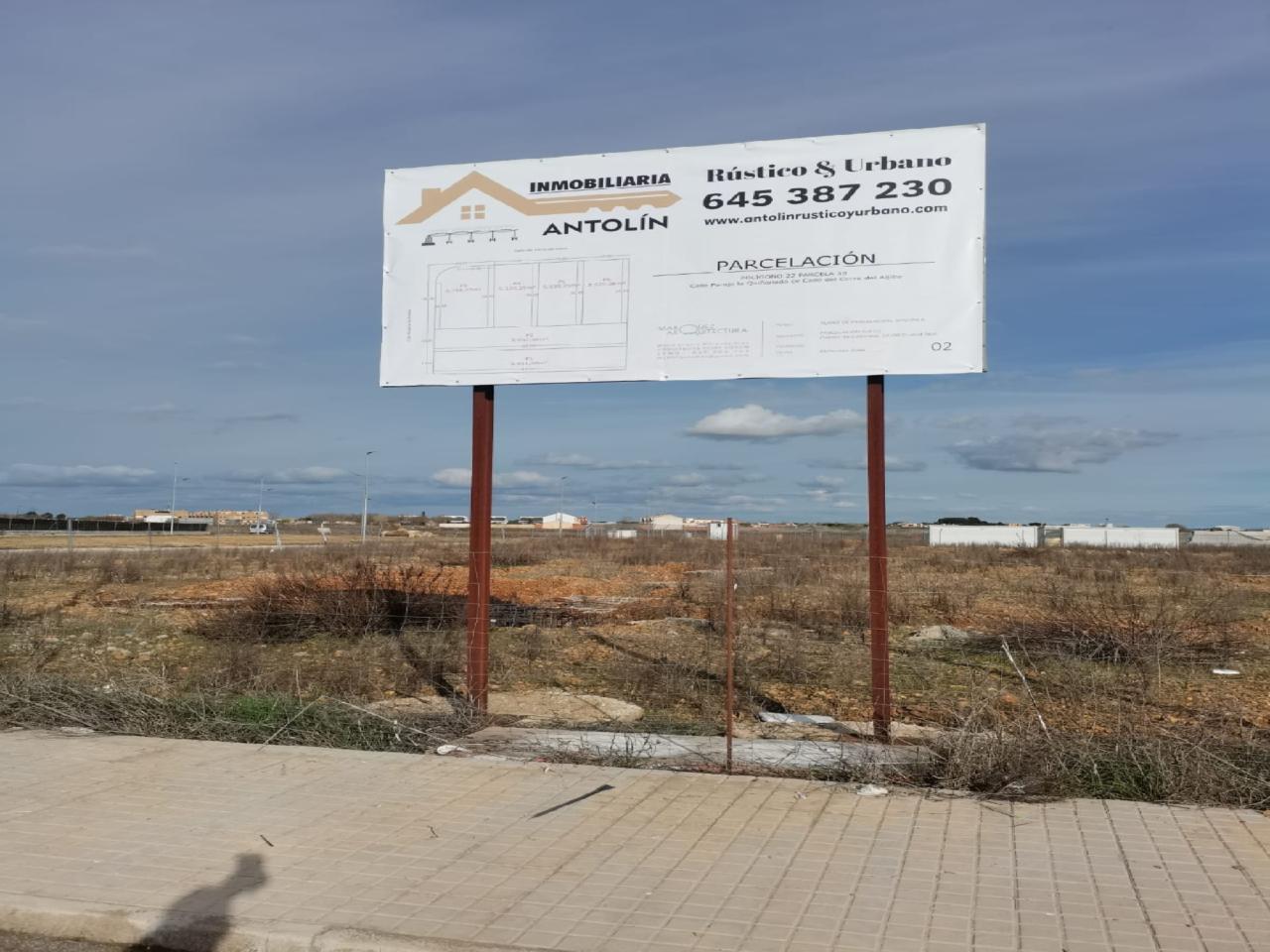 Terreno industrial en venta en Carrión de Calatrava