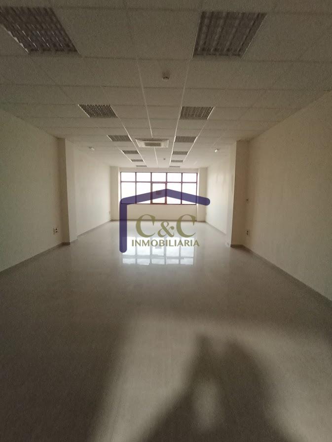 venta de local en Manzanares, Polígono industrial