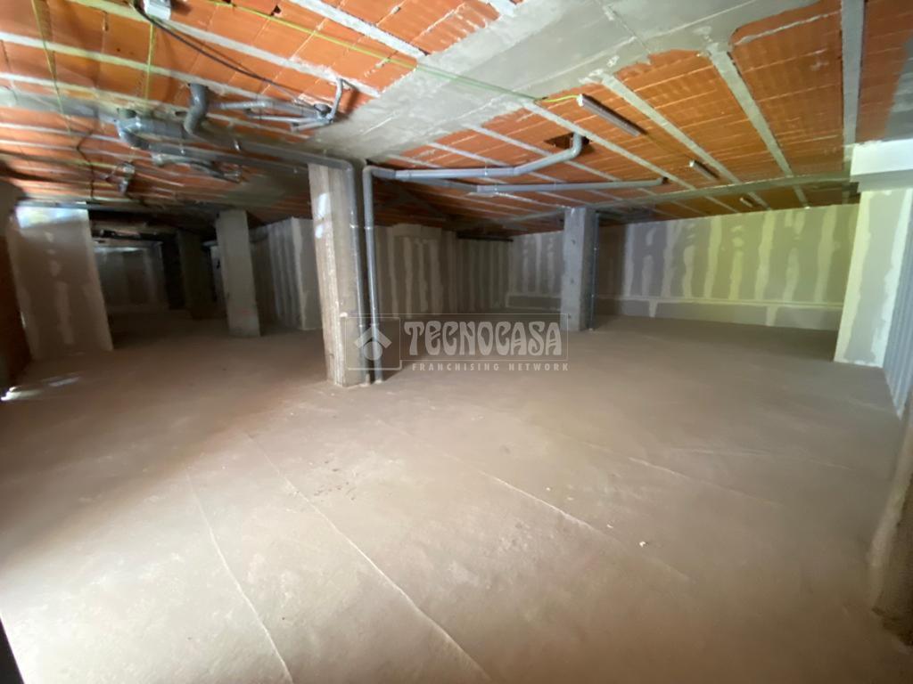 Local comercial en alquiler en Seseña - Seseña, 3.500 € / Mes, 750 m2, ref. 552477 en Seseña