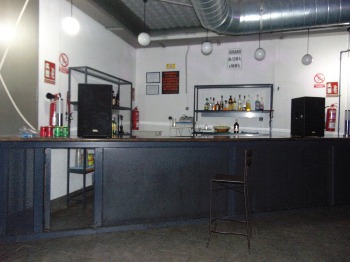 Local en Valdepeñas, Polígono de San Juan