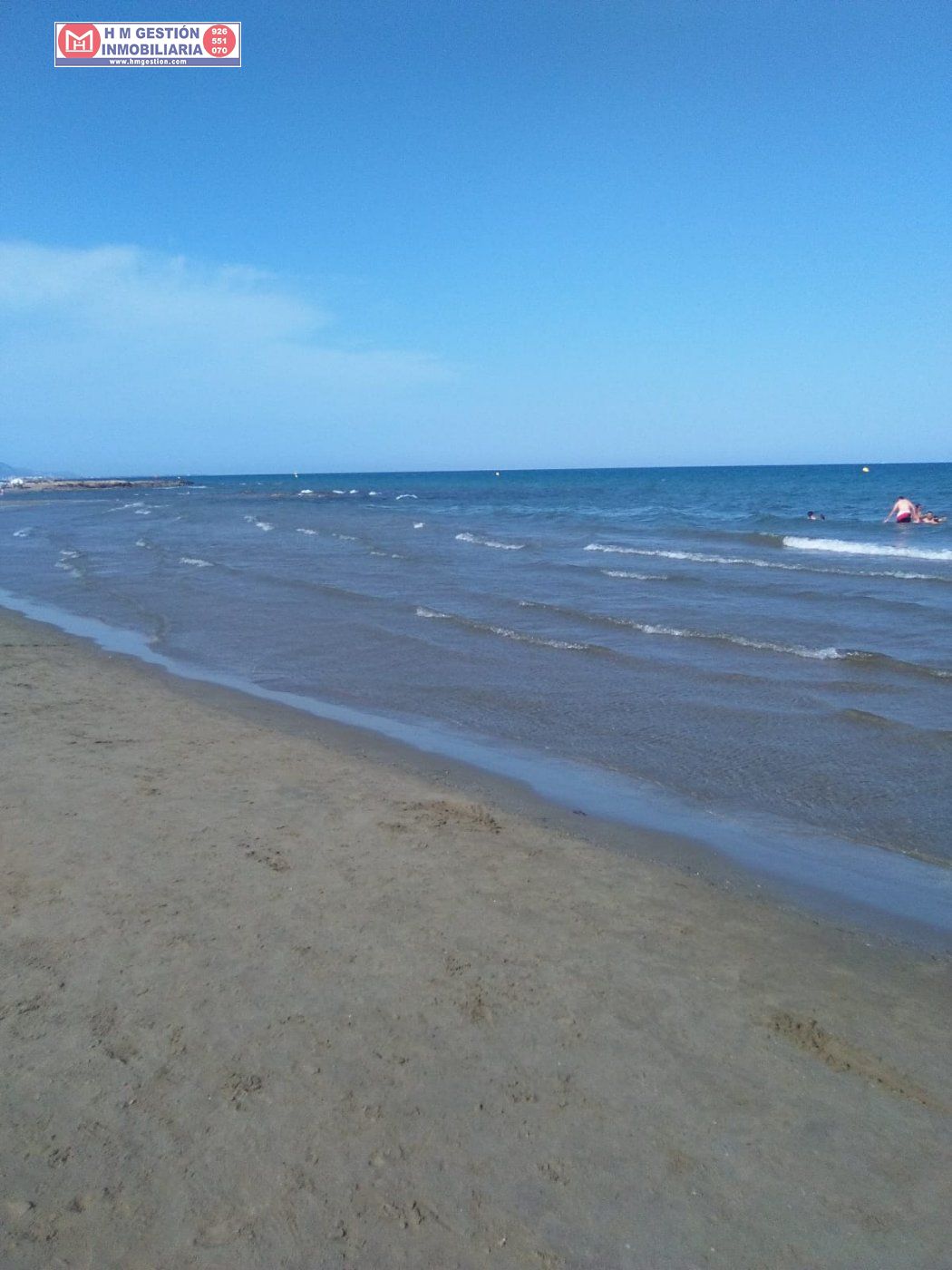 Piso de 2 dormitoiors y dos baños con garaje y piscina en marinador en Castellon Castello de la Plana