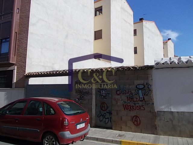venta de terreno en Manzanares, Centro