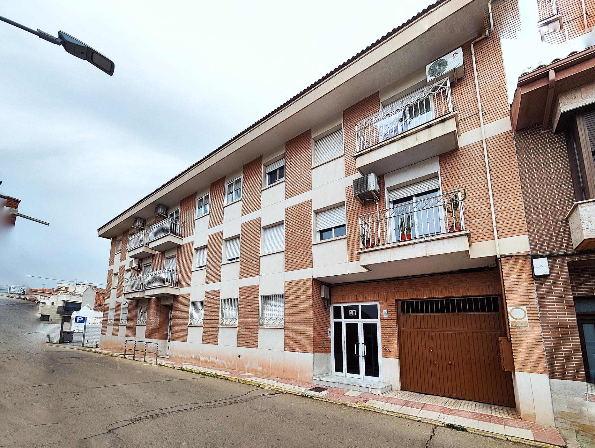 Piso y trastero en Calle Tercia, Zona Centro