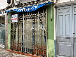 Ref.:1003, Local Comercial en Venta en Centro, Manzanares