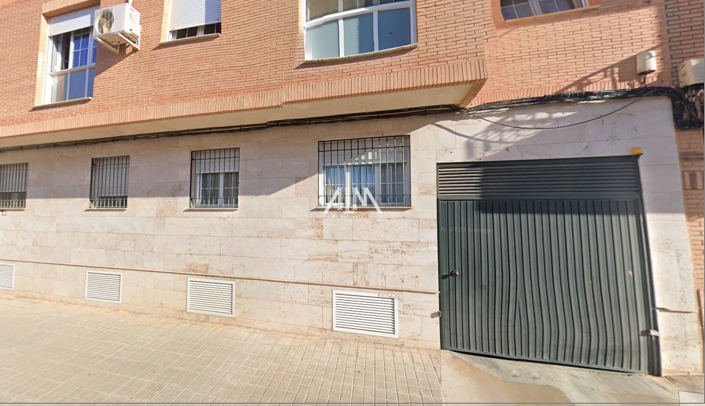 Venta Garaje Colegio Altagracia, Manzanares
