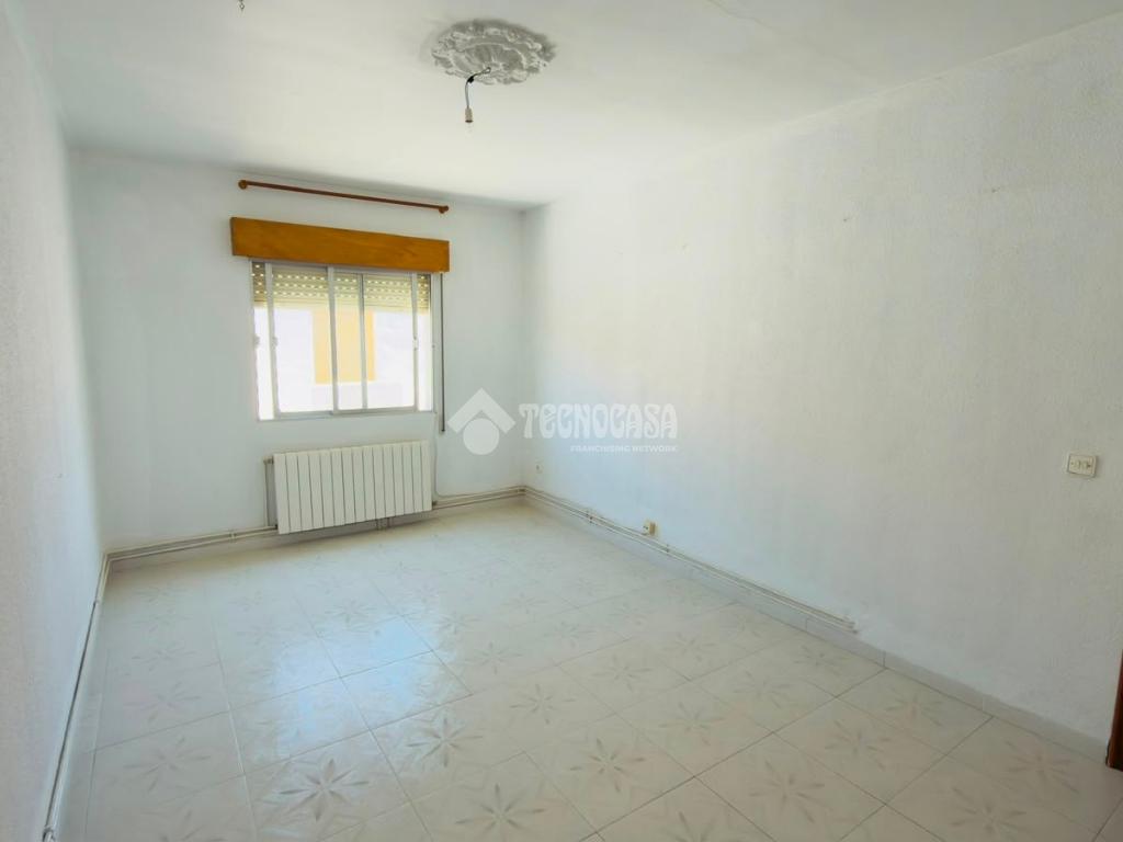 Casa en venta en Villamuelas - Villamuelas, 105.000 €, 268 m2, ref. 665211 en Villamuelas