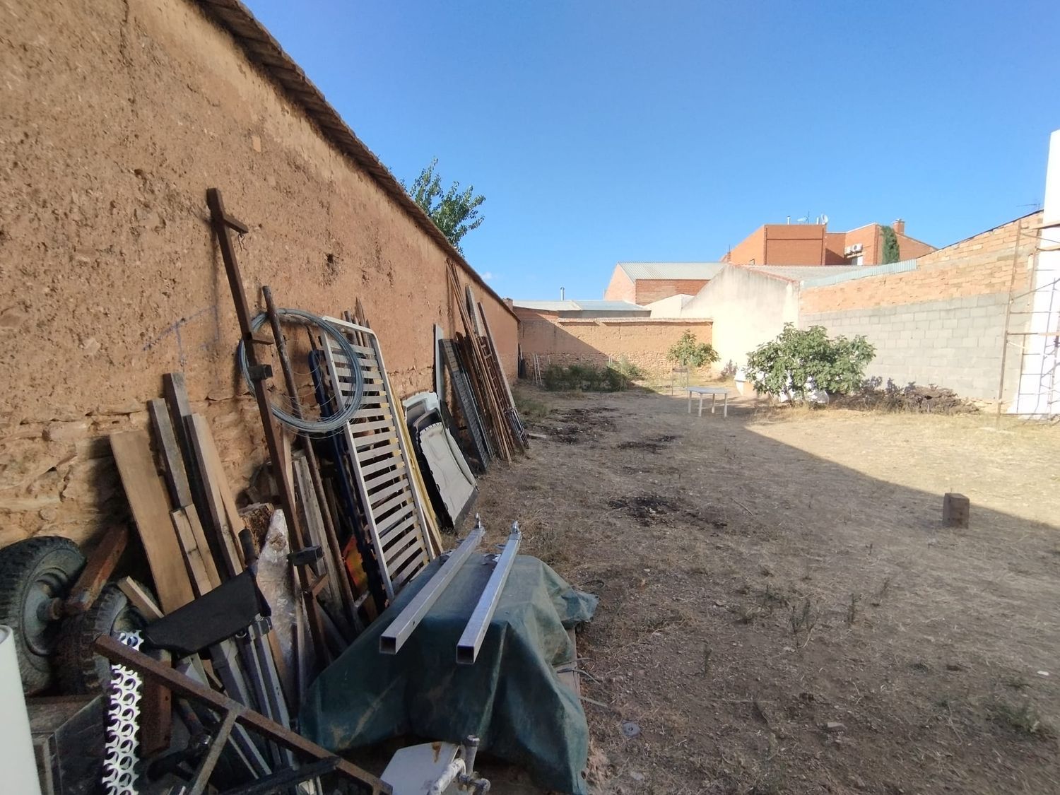 Terreno / Urbano (solar) En Venta Calle José Alcázar, Tomelloso