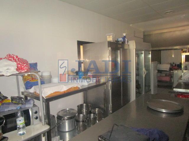 venta de local en Valdepeñas, BAÑOS DEL PERAL