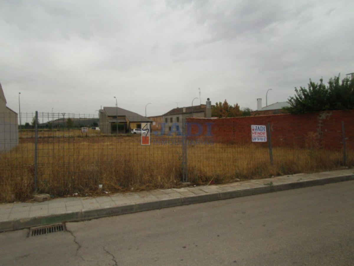 venta de terreno en Valdepeñas, LUCERO