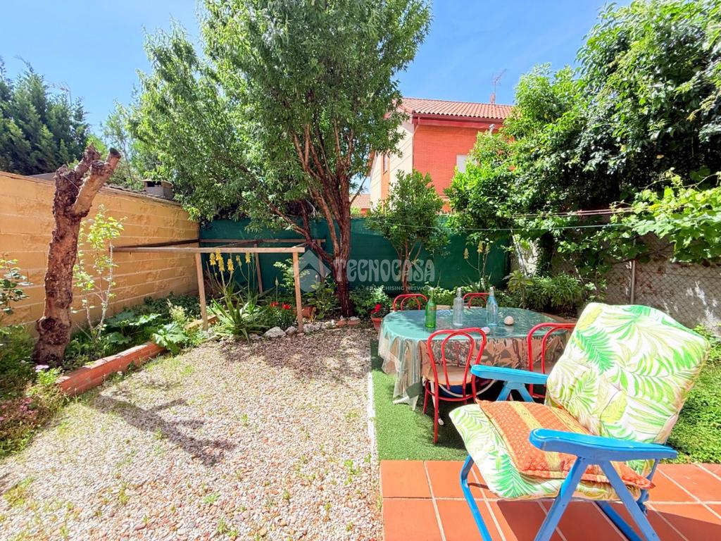 Casa en venta en Seseña - Seseña, 297.000 €, 198 m2, ref. 657838 en Seseña