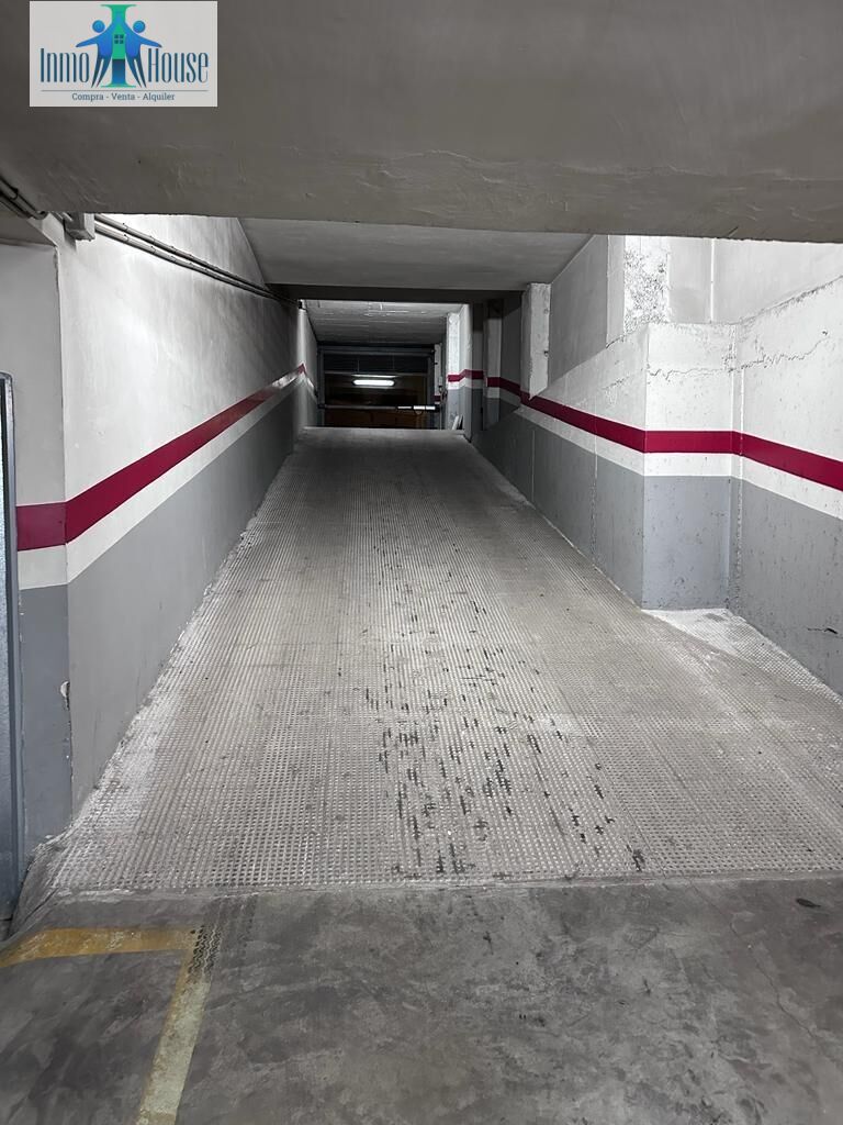 Se vende plaza de garaje para moto en Albacete