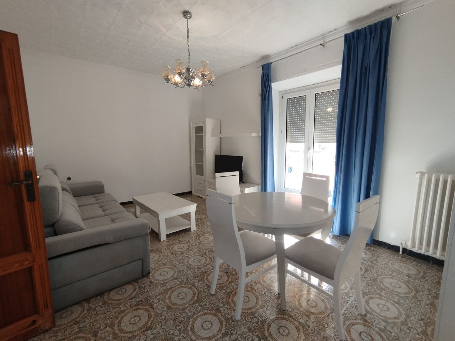Casa/Chalet adosado En Venta Calle Socuéllamos, Tomelloso