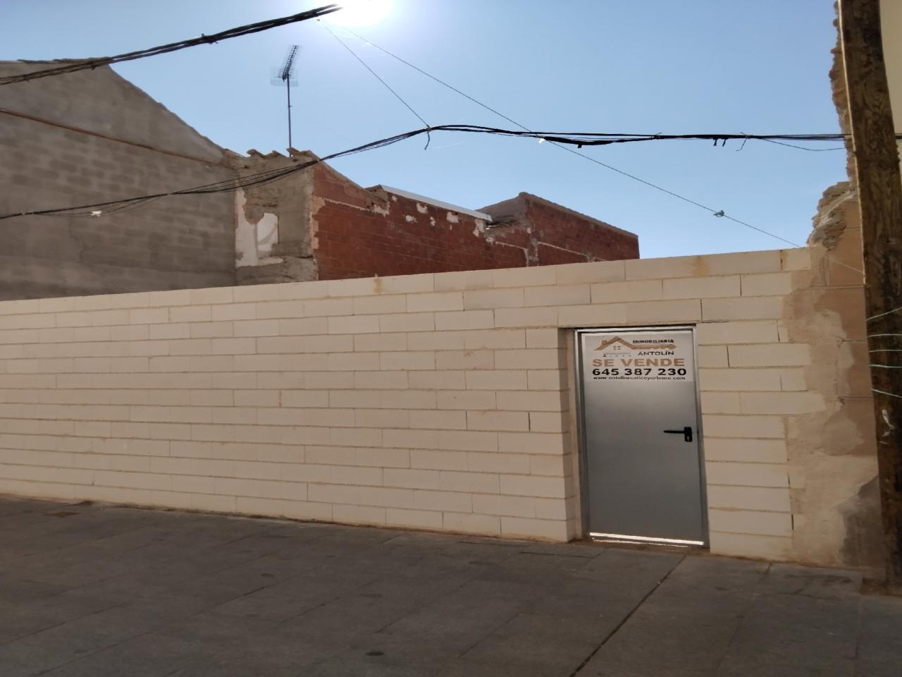 Solar en venta en Manzanares