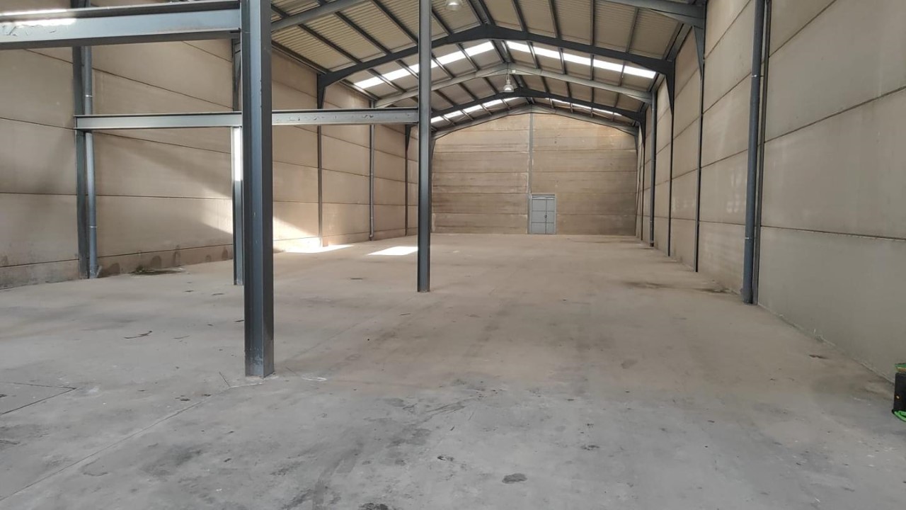 ALQUILER - ¡Gran oportunidad! Nave industrial
