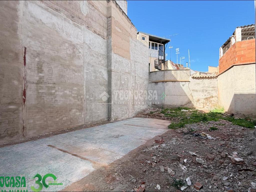 Terrenos en venta en Alcázar De San Juan - Alcázar De San Juan, 42.900 €, 120 m2, ref. 657531