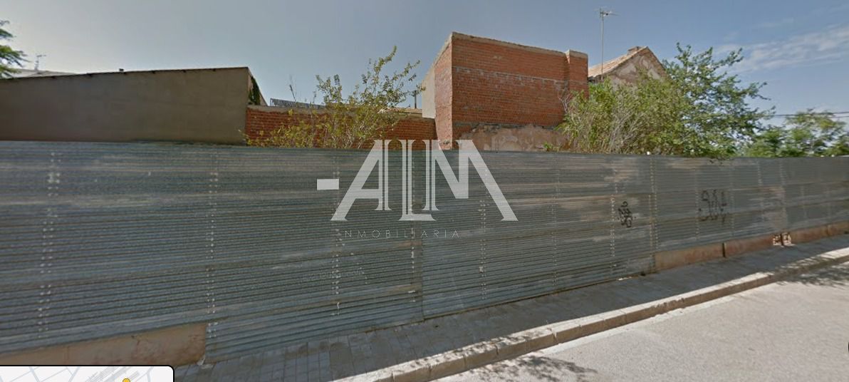 Venta Solar Colegio Altagracia, Manzanares