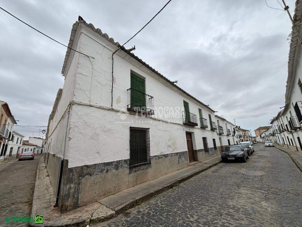 Casa en venta en Almagro - Almagro, 130.000 €, 453 m2, ref. 652887