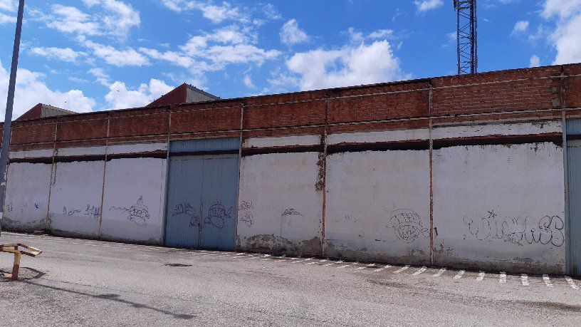Nave Industrial en Valdepeñas, Avd. Sur