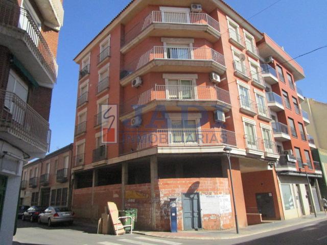 venta de local en Valdepeñas, CENTRO