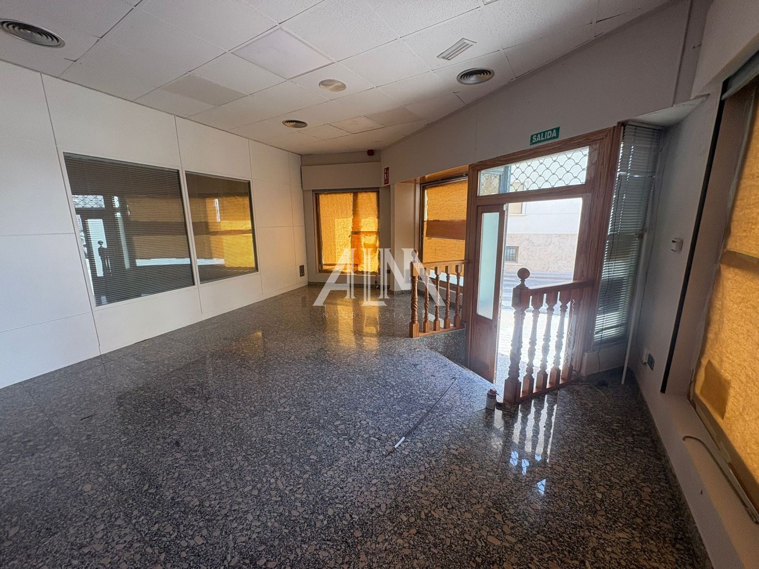 Alquiler Local Comercial Centro - Altagracia, Manzanares