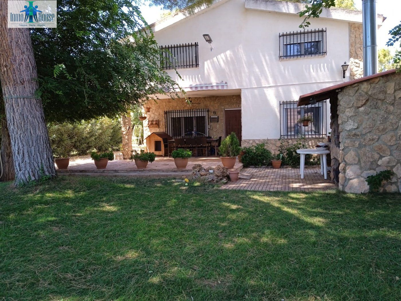 Inmohouse vende chalet en urb. Aguasol en Albacete