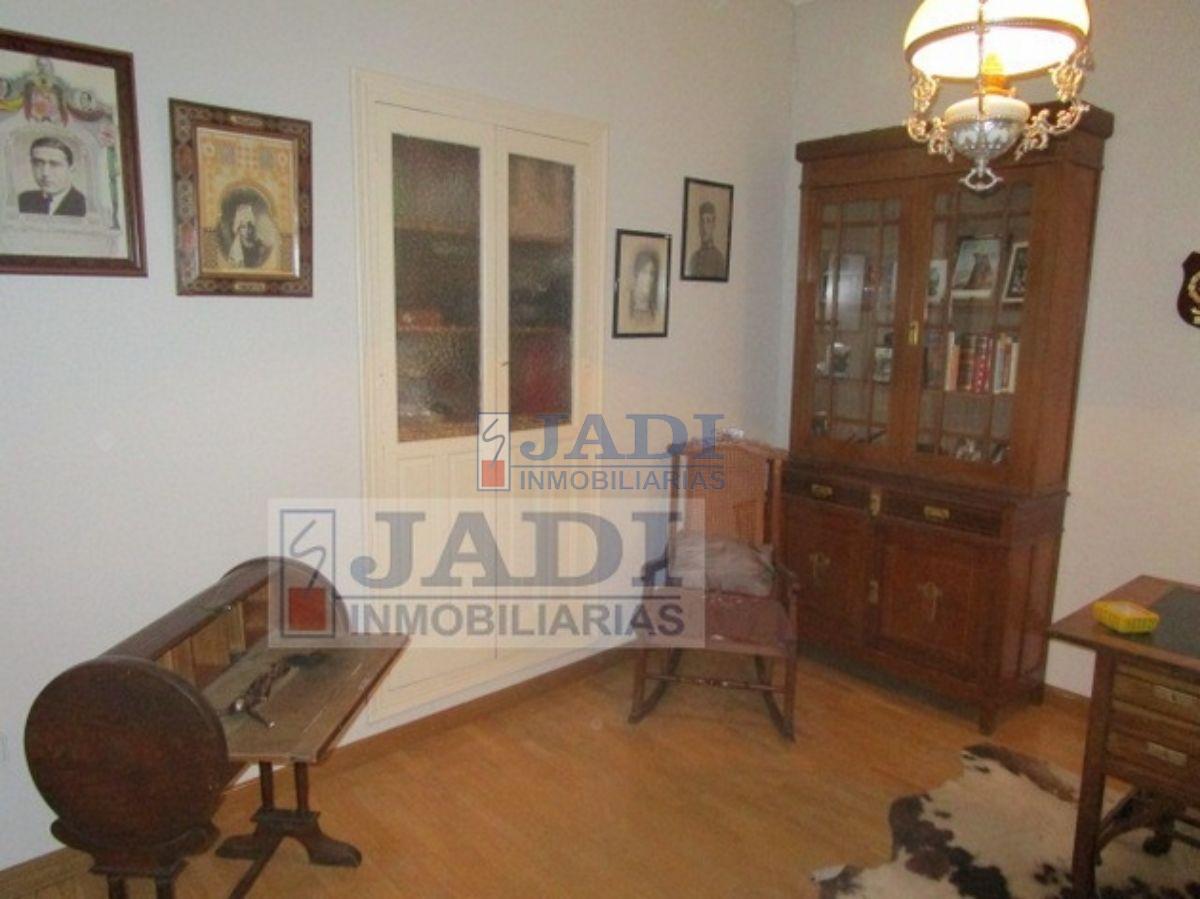 venta de casa en Valdepeñas, CENTRO