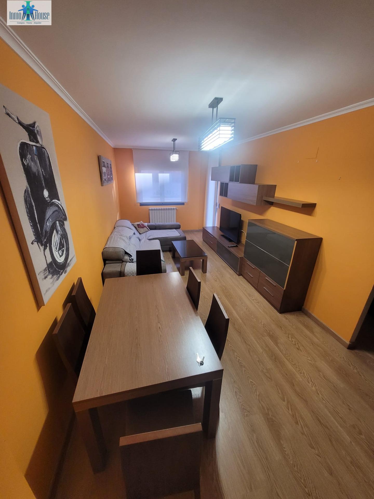 Se alquila apartamento zona juzgados