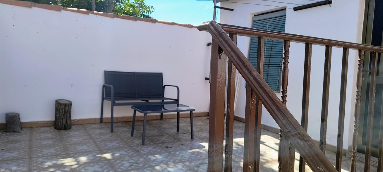 MAGNIFICA CASA DE PUEBLO JUNTO A PLAZA