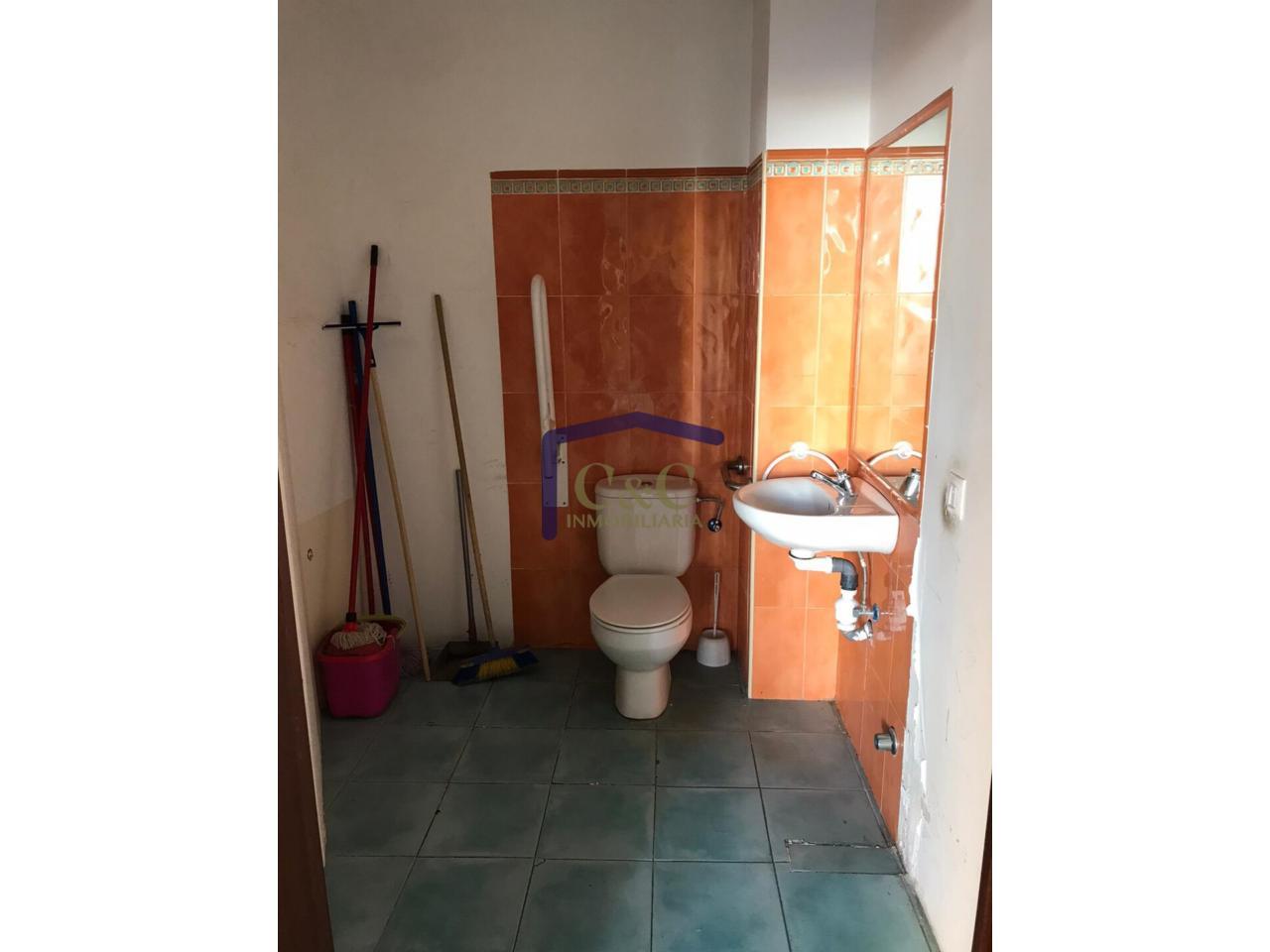 venta de local en Manzanares, Plaza de la constitución