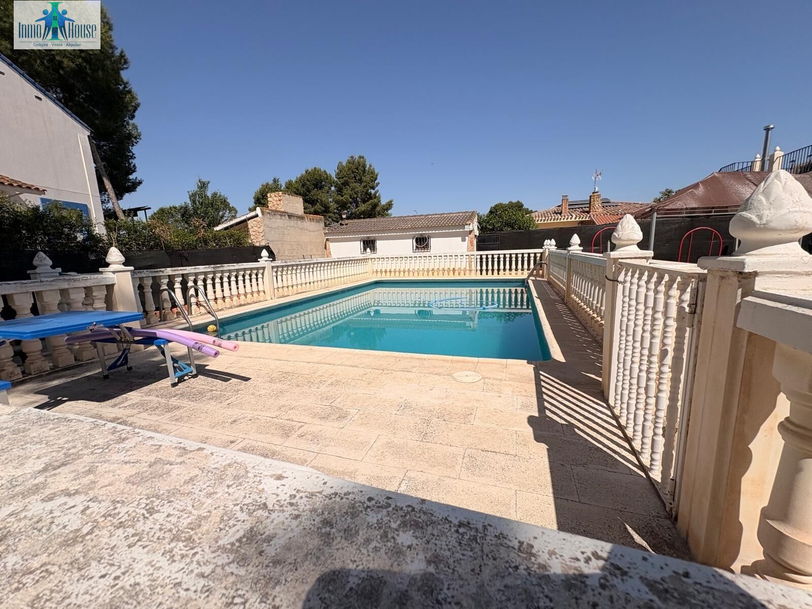 Chalet en venta en Urbanizacion Privada en Albacete
