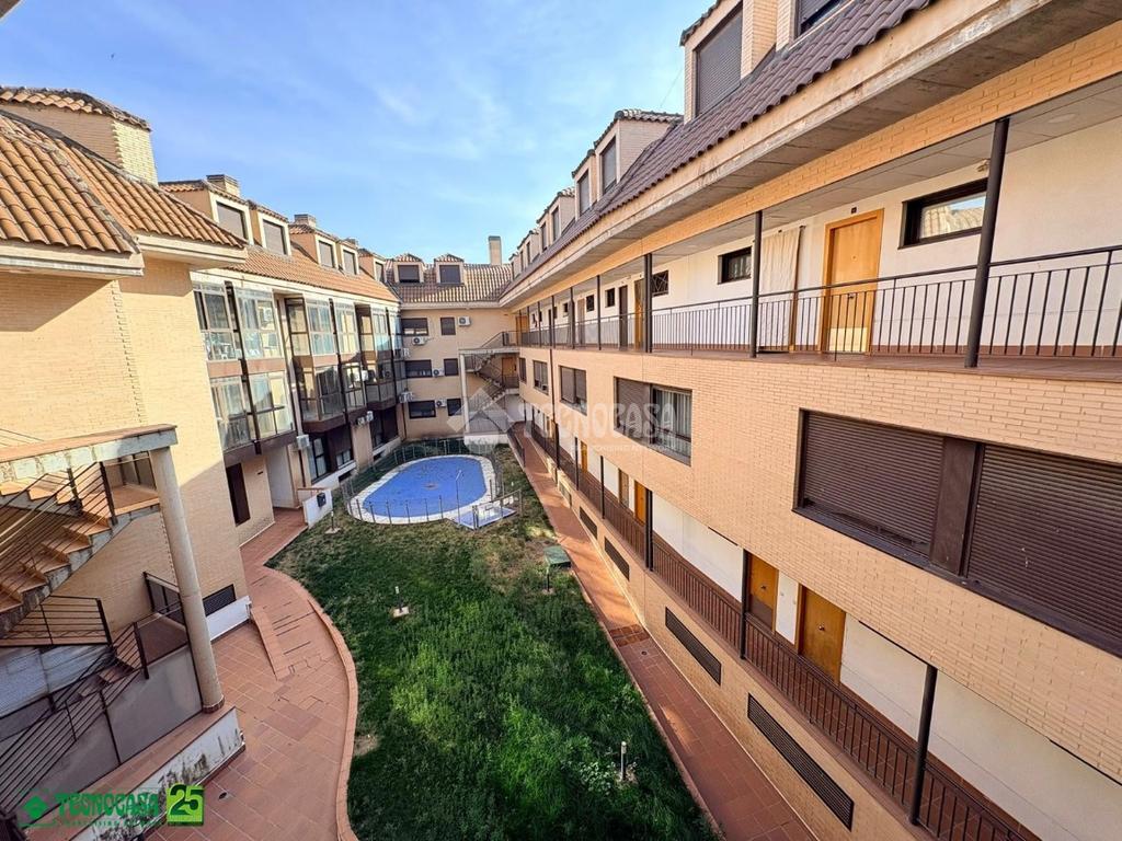 Piso en venta en Pozuelo De Calatrava - Pozuelo De Calatrava, 59.900 €, 83 m2, ref. 667561