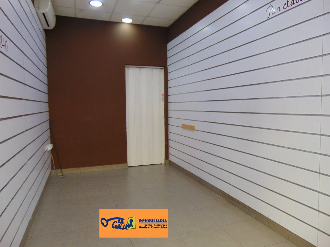 Local Comercial en Valdepeñas, Centro