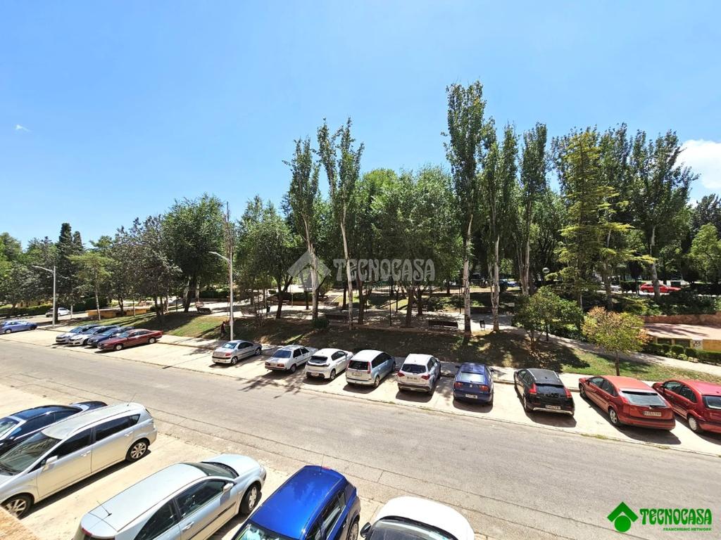 Piso en venta en Albacete - Albacete, 229.000 €, 130 m2, ref. 668059 en Albacete