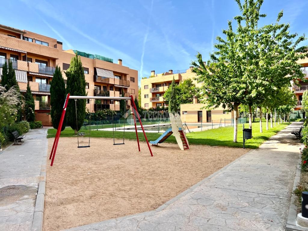 Piso en venta en Yebes - Valdeluz - Yebes - Valdeluz, 319.900 €, 178 m2, ref. 662647 en Yebes