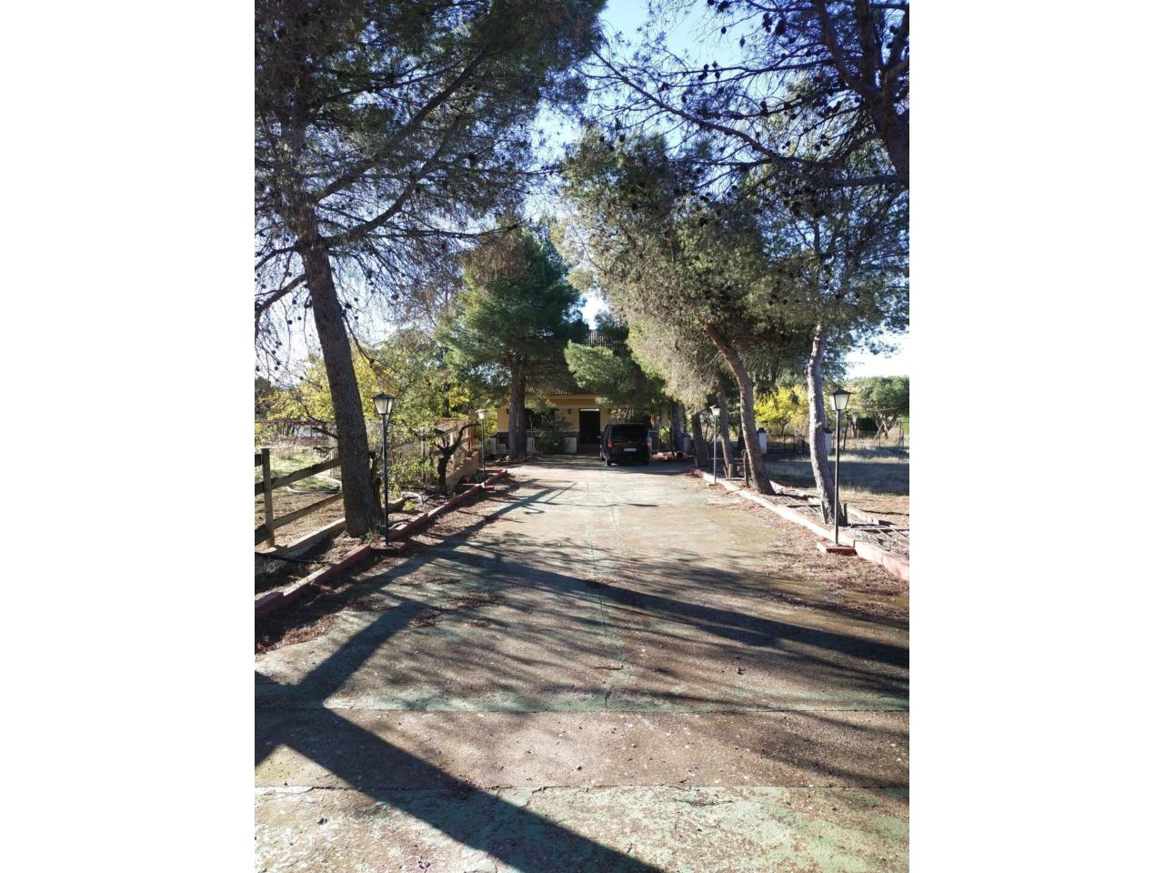 Chalet rústico en venta en Villarrubia de los Ojos