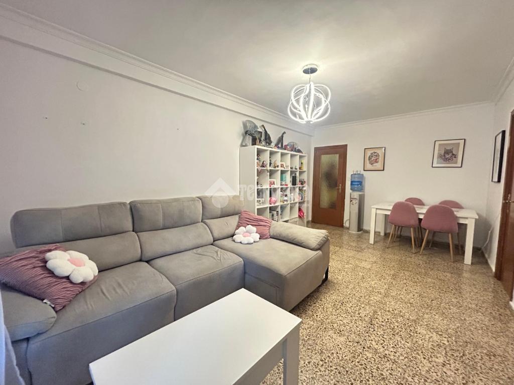 Piso en venta en Puertollano - Puertollano, 74.900 €, 112 m2, ref. 665052