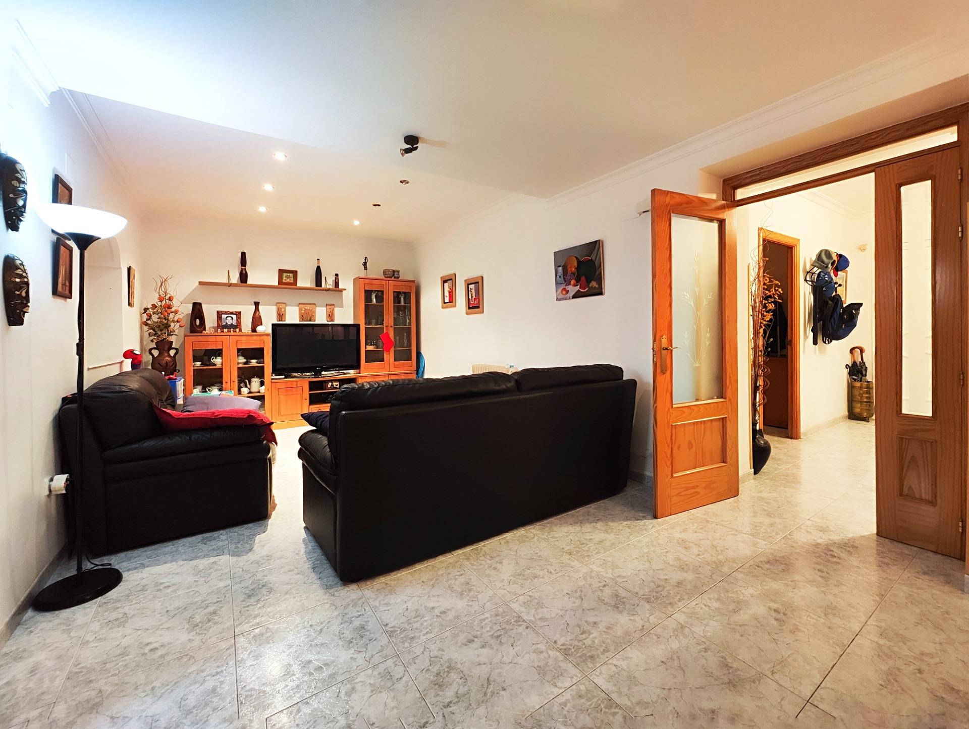 Casa en venta en calle Almodóvar
