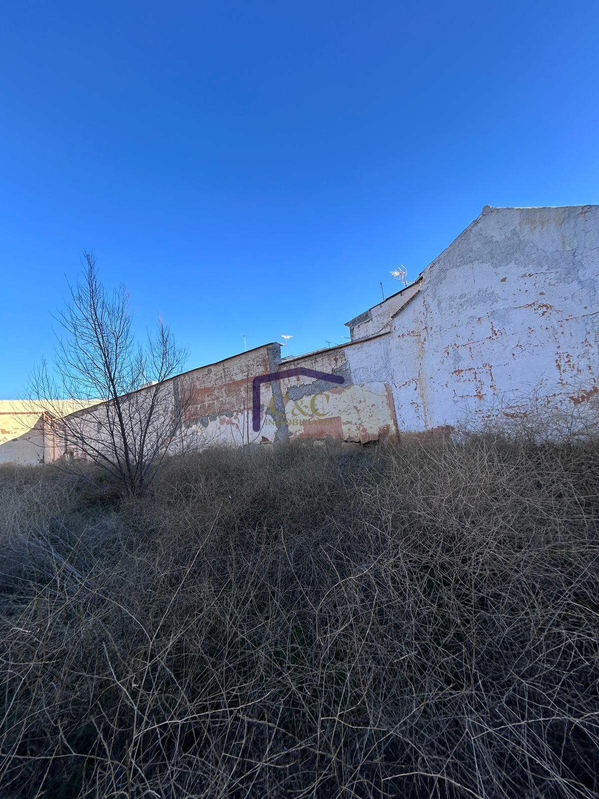 venta de terreno en Manzanares, Gran teatro